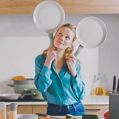 BergHOFF Balance Non-stick Ceramic Omelet/Pancake pan , Aluminum, Sage