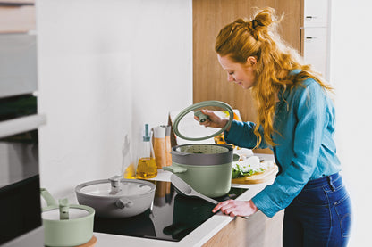 BergHOFF Leo Silicone 2-in-1 Steamer and Strainer