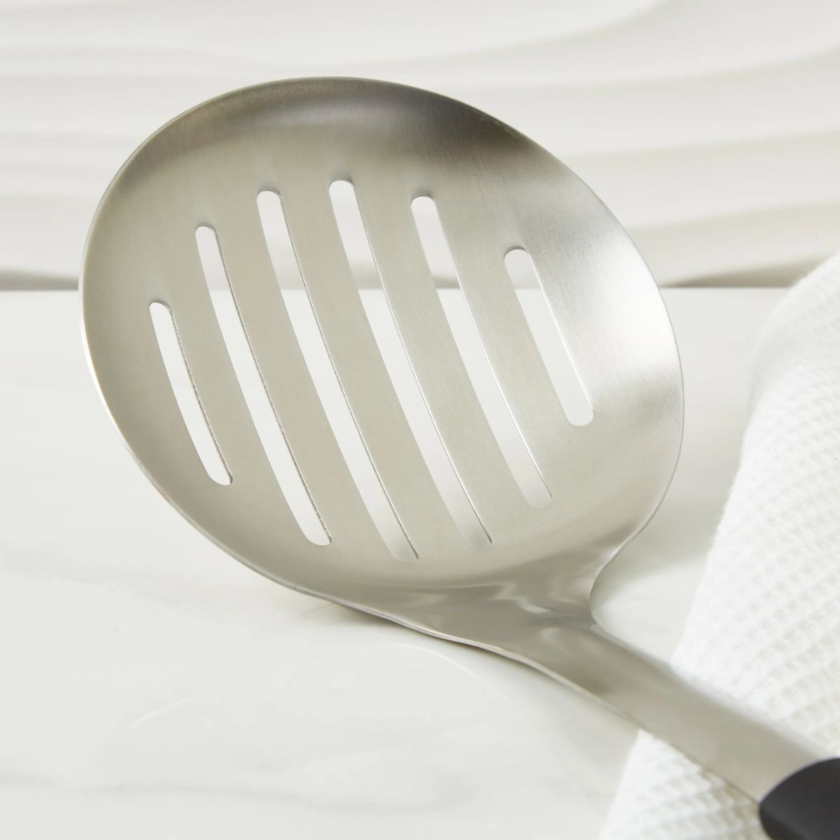 BergHOFF Leo Graphite Stainless Steel Skimmer