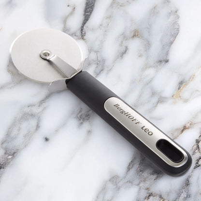 BergHOFF Leo Graphite Stainless Steel Pizza Cutter