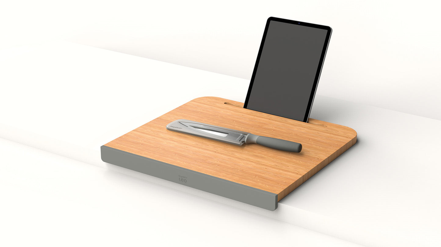 BergHOFF Leo Cutting board with tablet stand Balance 45x40cm